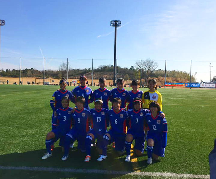 三重県女子サッカー部新人戦の様子